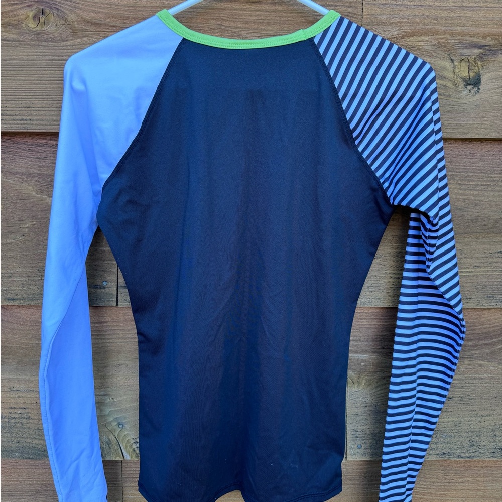 Ladies Roxy Rash Guard - Picture 3 of 3